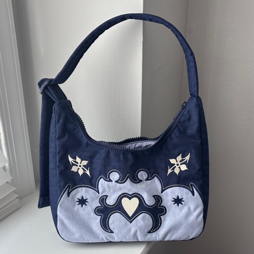 BAGGU Western Navy and White Embroidered Bag